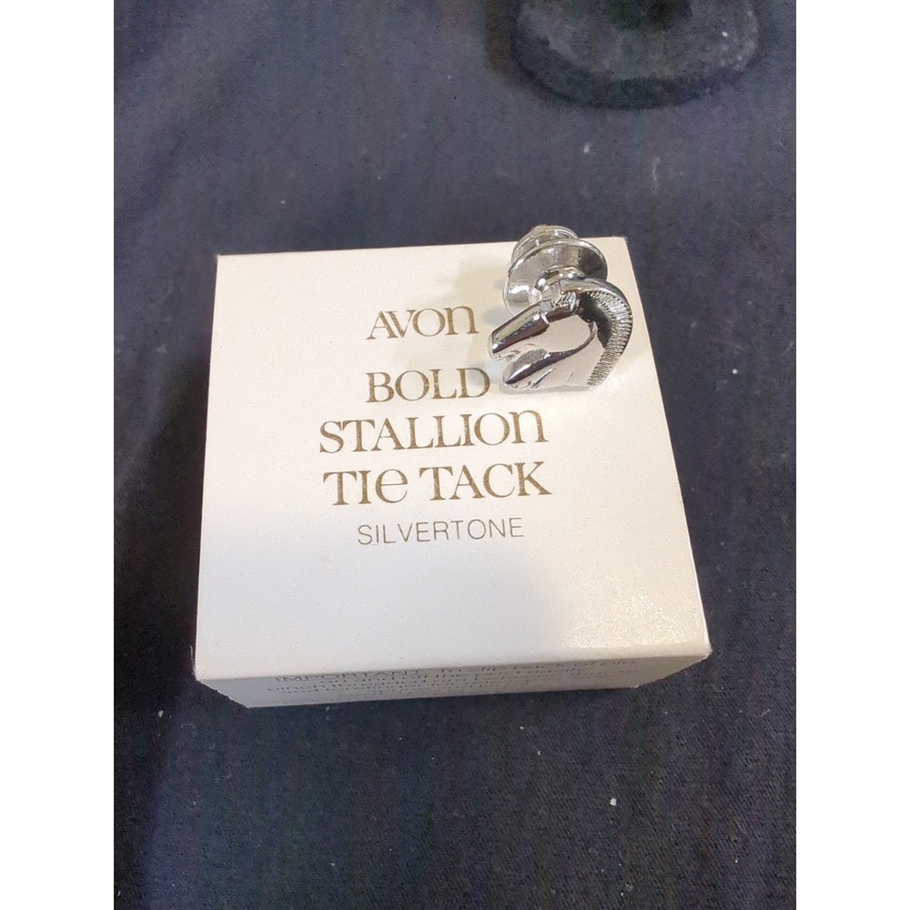 Vintage Avon Bold Stallion Tie Tack On Silvertones With Original Packaging‎